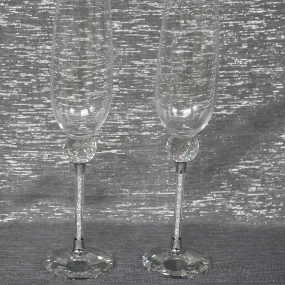 DAVID TUTERA SILVER RHINESTONE SPARKLE CRYSTAL WEDDING DECORATIVE FLUTES - S/2 - Picture 2 of 7